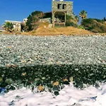 Shambala House-where Mountains Meet The Sea Holiday home