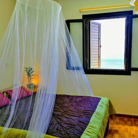 Shambala House-where Mountains Meet The Sea Holiday home *