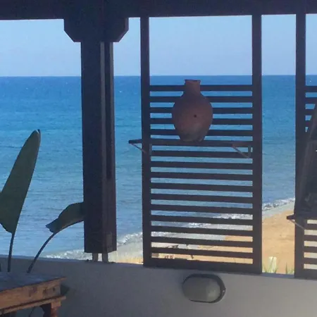 Shambala House-where Mountains Meet The Sea * Pomos